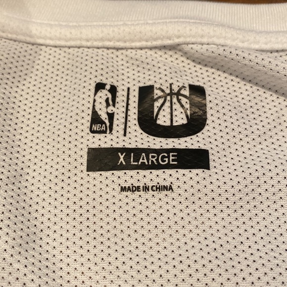 NWT Chicago Bulls VND Style Shirt - Picture 3 of 5